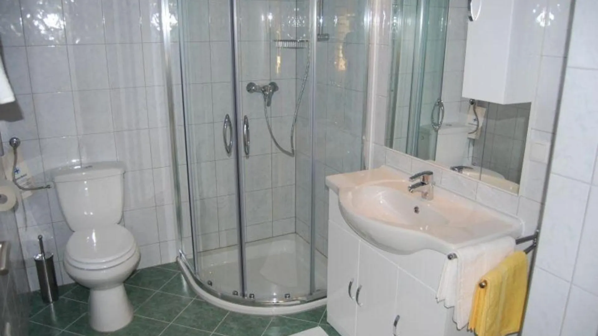 Apartamento Ferienwohnung Florian 2 In Bezirk 21-Floridsdorf Viena Áustria