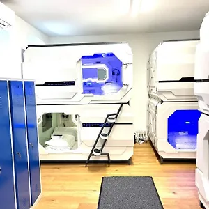 Hostel Space - Prater, Wenen
